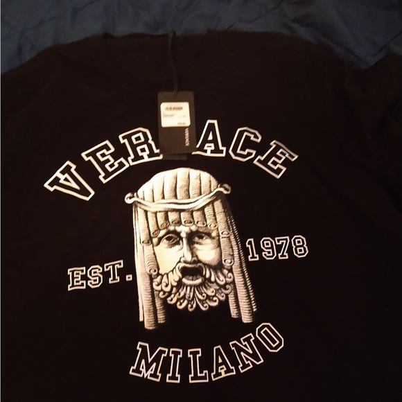 Versace Other - Brand new men’s Versace size X-LARGE mitchel fit. $750 retail not including tax